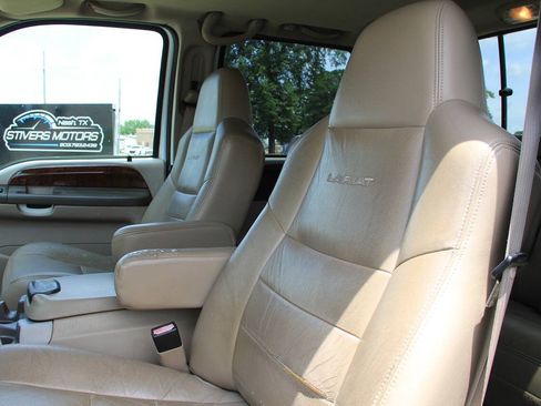 Used 2003 Ford F350 Lariat AWD/4WD image 23