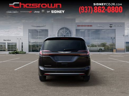 New 2026 Chrysler Pacifica Select image 7