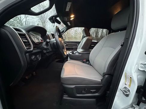 Used 2024 RAM 2500 Big Horn w/ Bed Utility Group image 25