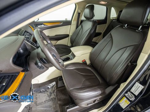 Used 2016 Lincoln MKC Reserve w/ Lincoln MKC Climate Package AWD/4WD image 27