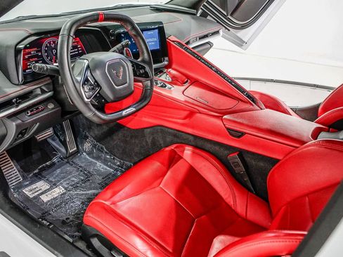 Used 2024 Chevrolet Corvette Z06 image 16