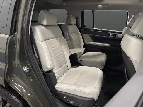 Used 2024 Hyundai Santa Fe Calligraphy image 34