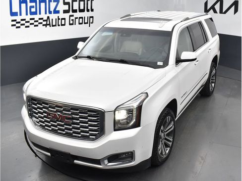 Used 2019 GMC Yukon Denali w/ Denali Ultimate Package AWD/4WD image 9