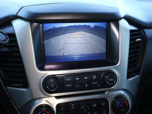 Used 2019 GMC Yukon XL SLE w/ Convenience Package image 24