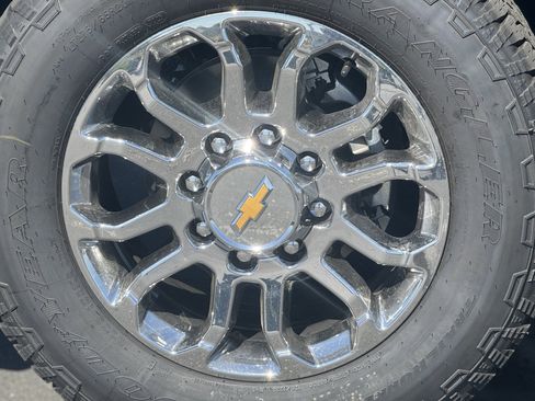 New 2026 Chevrolet Silverado 2500 LTZ image 8