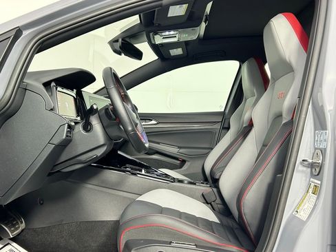 Used 2024 Volkswagen GTI Autobahn image 34