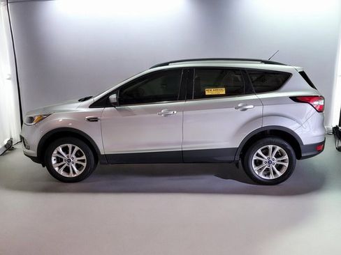 Used 2018 Ford Escape SE w/ Ford Safe & Smart Package image 15