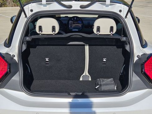 Certified 2025 MINI Cooper S image 7