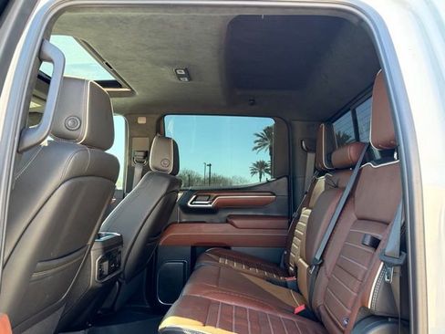 Used 2024 GMC Sierra 1500 Denali Ultimate image 16