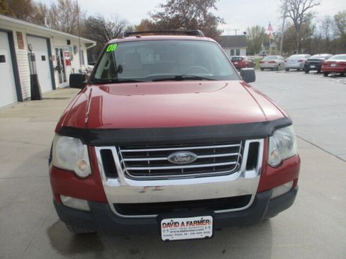 Used 2010 Ford Explorer Sport Trac XLT image 19