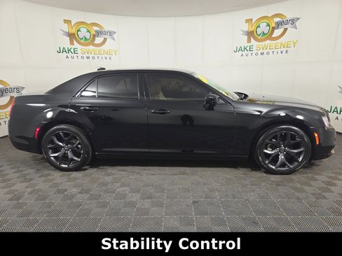 Used 2023 Chrysler 300 Touring w/ Sport Appearance Package RWD image 11