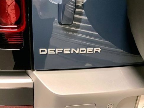 Certified 2025 Land Rover Defender 110 S AWD/4WD image 7