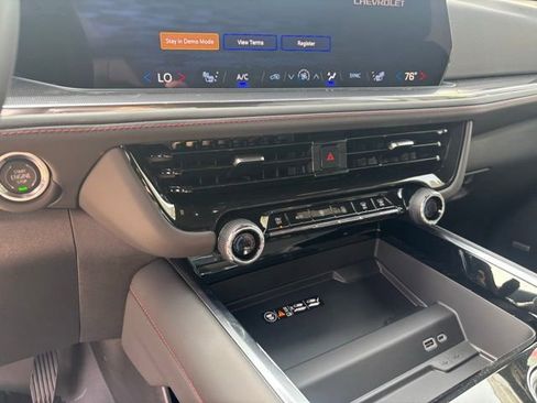 New 2026 Chevrolet Suburban RST AWD/4WD image 20