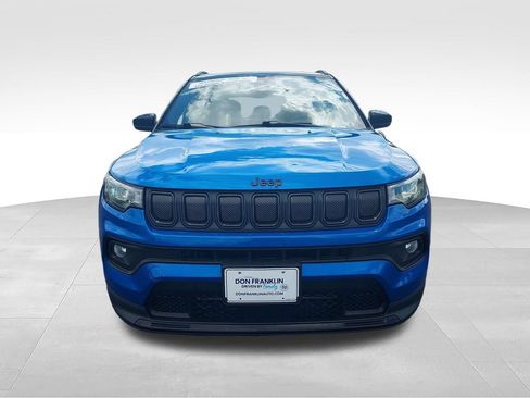 Used 2022 Jeep Compass Latitude AWD/4WD image 8