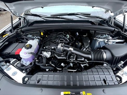 New 2025 Jeep Grand Cherokee Limited image 11