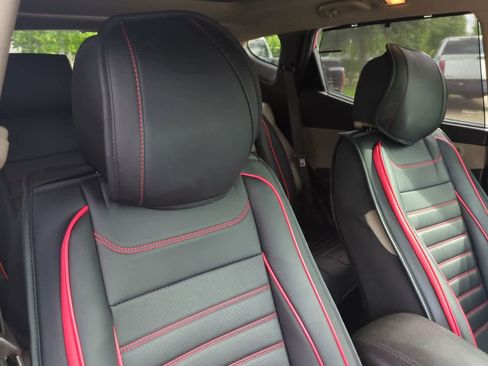 Used 2013 Hyundai Santa Fe Sport w/ Technology Pkg FWD image 7