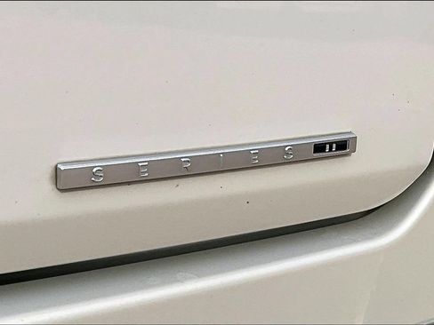 Used 2022 Jeep Wagoneer Series II AWD/4WD image 32