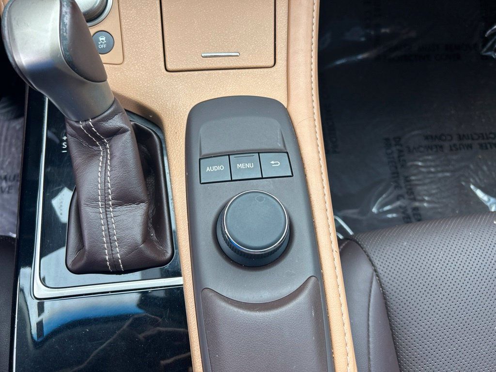 Used 2018 Lexus ES 350 w/ Premier Package FWD image 38