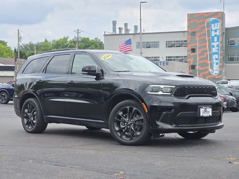 Used 2024 Dodge Durango R/T AWD/4WD image 2