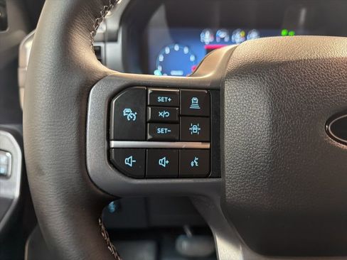 Used 2025 Ford F150 Lariat w/ Equipment Group 502A High image 17