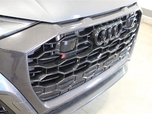 Used 2022 Audi RS Q8 w/ Carbon Optic Package image 47