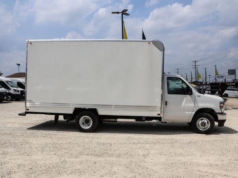 New 2026 Ford E-350 and Econoline 350 Super Duty w/ Ambulance Prep Package image 2