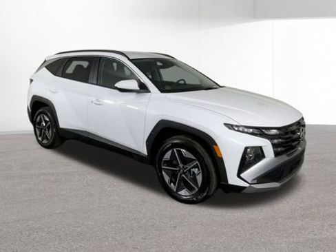 New 2026 Hyundai Tucson SEL image 2