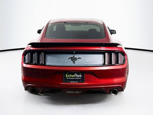 Used 2015 Ford Mustang Coupe image 7