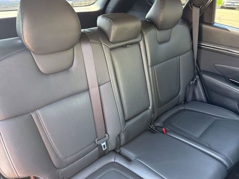 Used 2023 Hyundai Tucson Limited image 23
