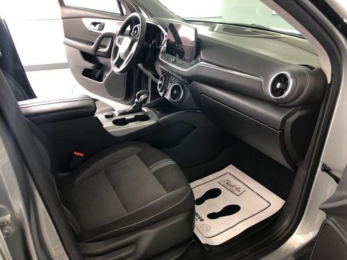 Used 2023 Chevrolet Blazer LT w/ Convenience Package image 12