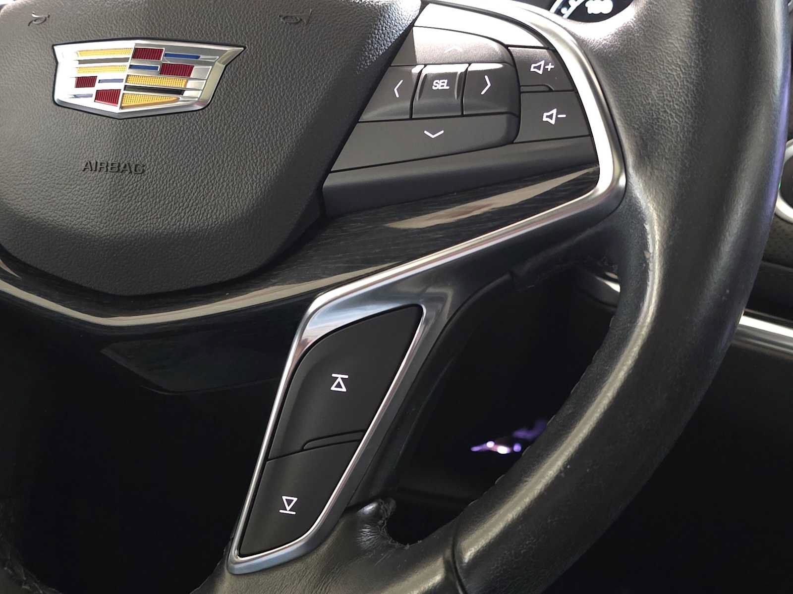 Used 2021 Cadillac XT5 Premium Luxury FWD image 28