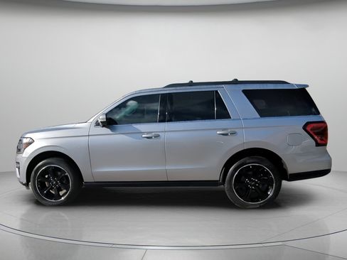 Certified 2023 Ford Expedition Limited image 17