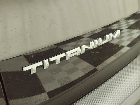 Used 2021 Ford Escape Titanium w/ Class II Trailer Tow Package AWD/4WD image 8
