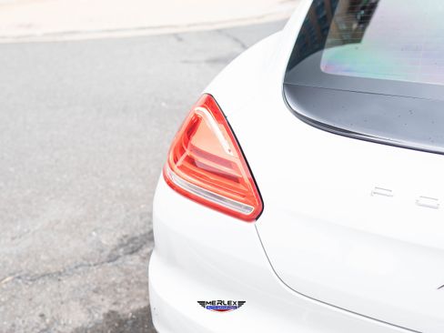 Used 2016 Porsche Panamera 4 AWD/4WD image 45