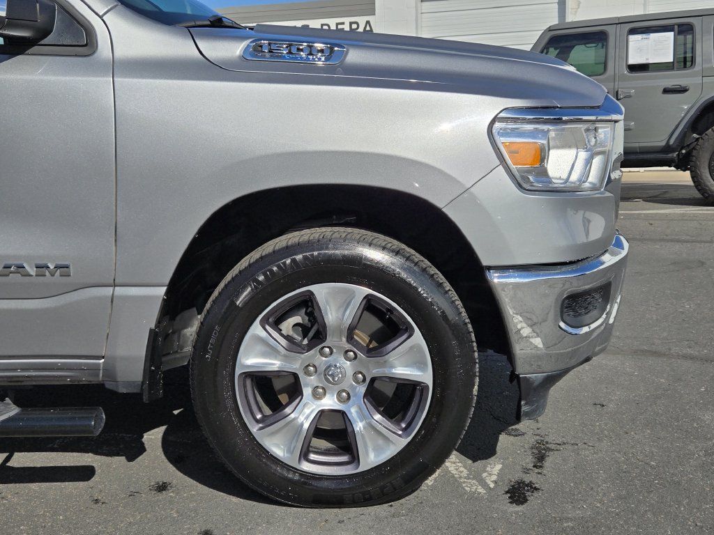 Used 2024 RAM 1500 Laramie AWD/4WD image 9