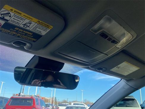 Used 2019 Toyota Highlander Plus image 30