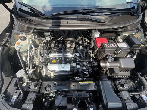 Used 2025 Nissan Versa SV FWD image 30