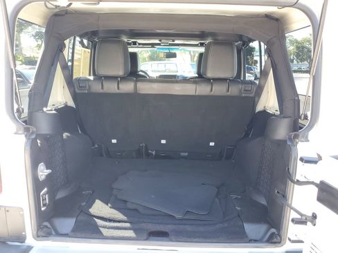 Used 2015 Jeep Wrangler Unlimited Sahara w/ Trailer Tow Group image 14