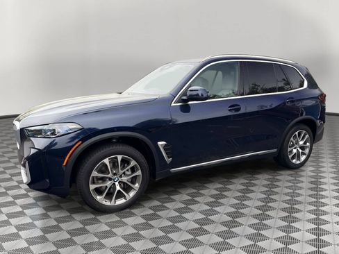 New 2026 BMW X5 xDrive40i w/ Climate Comfort Package image 7