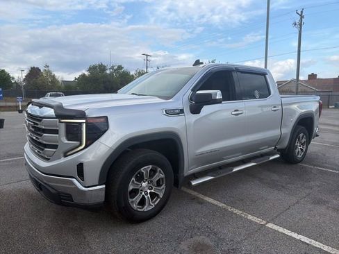 Used 2022 GMC Sierra 1500 SLE image 6
