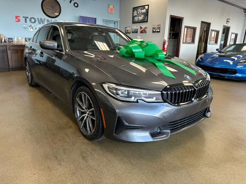 Used 2020 BMW 330i Sedan w/ Convenience Package image 2