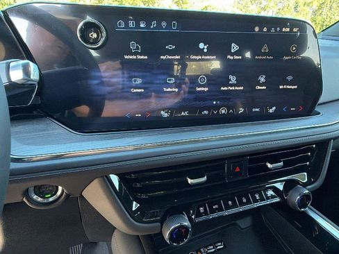 New 2026 Chevrolet Tahoe Z71 w/ Comfort Package AWD/4WD image 24