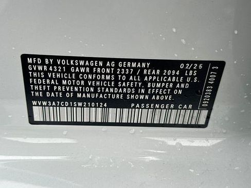Used 2025 Volkswagen GTI SE FWD image 28