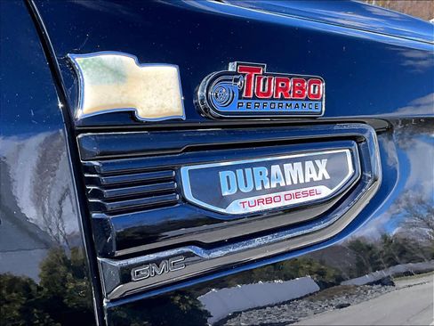 Used 2021 GMC Sierra 1500 Elevation image 29