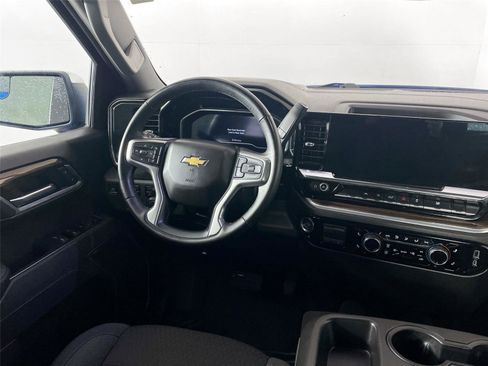 Used 2025 Chevrolet Silverado 1500 LT image 22