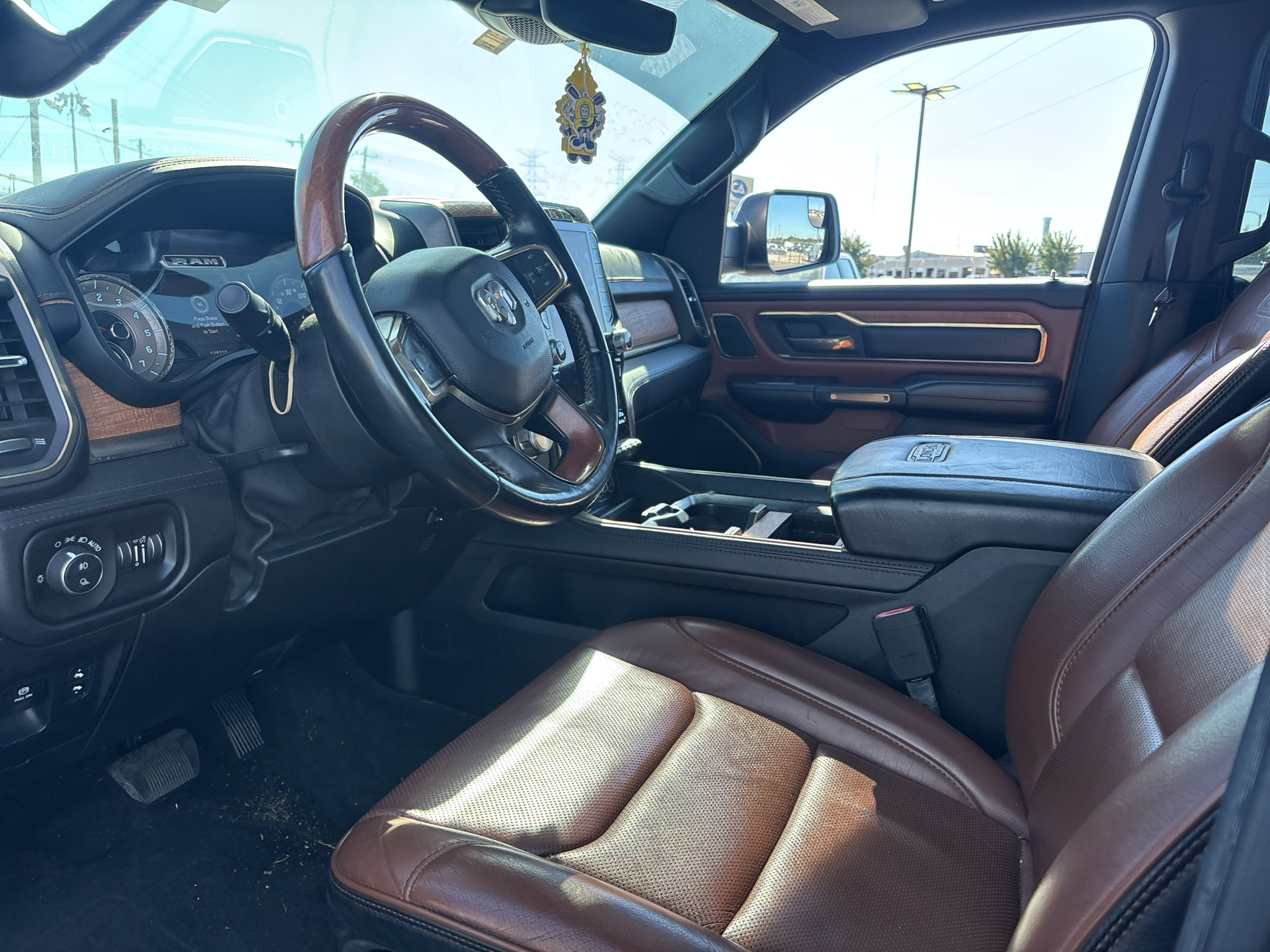 Used 2021 RAM 1500 Limited AWD/4WD image 23