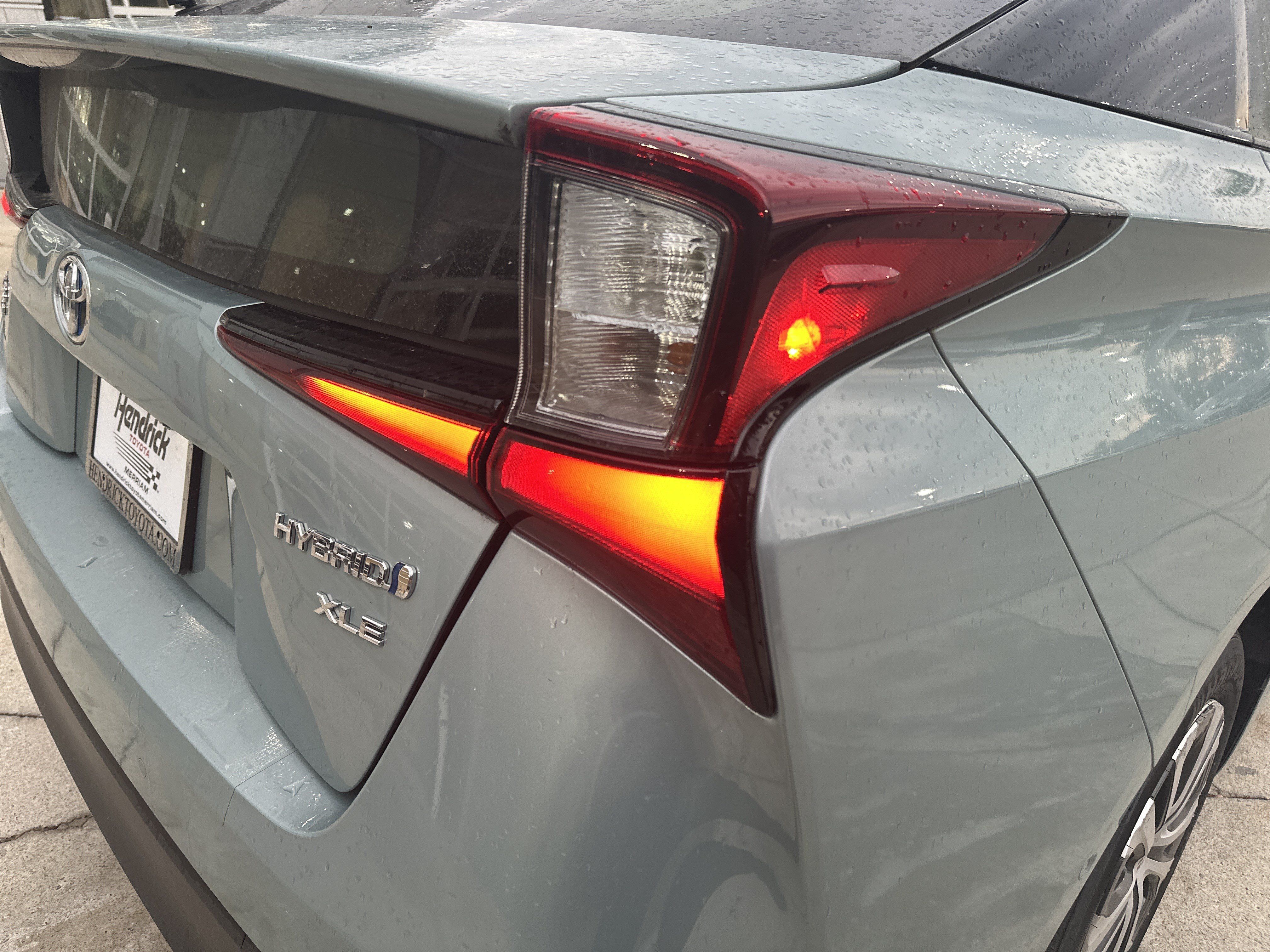 Used 2022 Toyota Prius XLE w/ Advanced Technology Package AWD/4WD image 10
