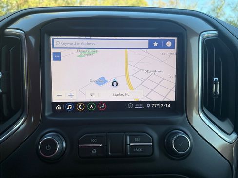 Used 2020 Chevrolet Silverado 1500 High Country w/ Technology Package image 31