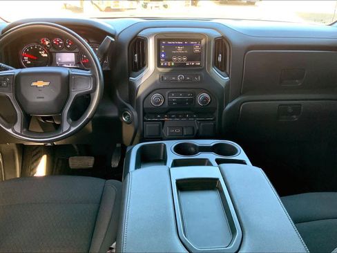 Used 2024 Chevrolet Silverado 1500 Custom image 15