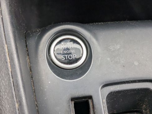 Used 2023 Nissan Kicks S image 30